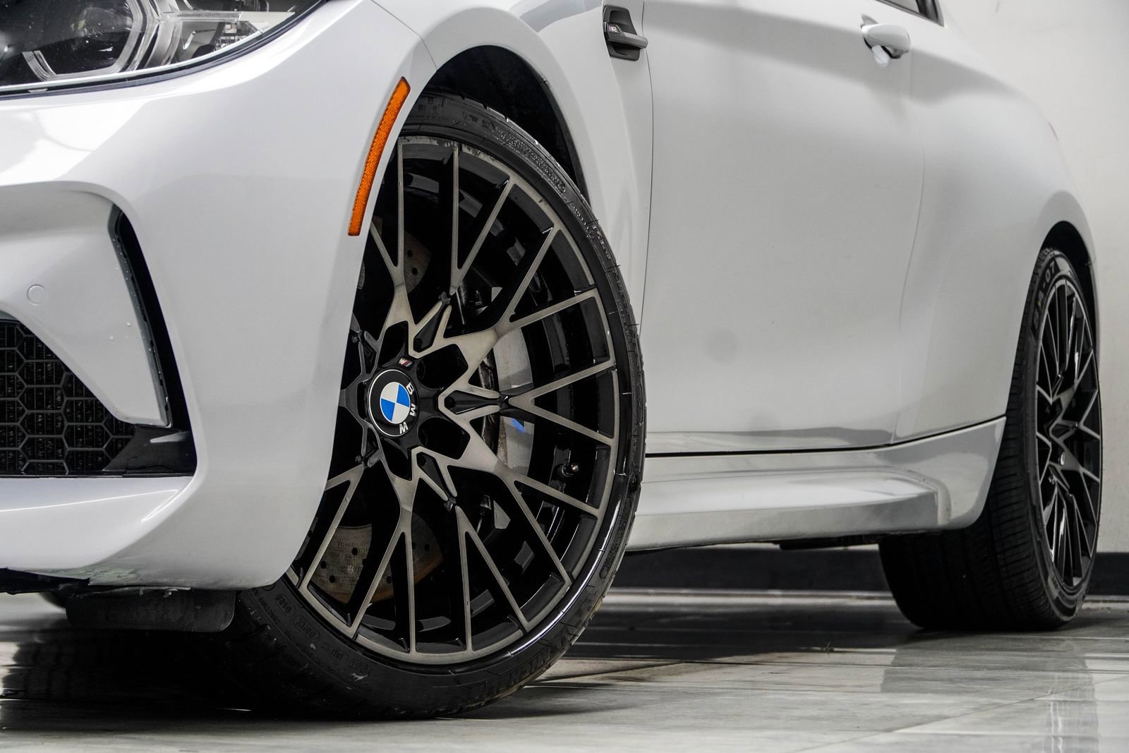 Used 2021 BMW M2 Competition w/ Executive Package RWD image 3