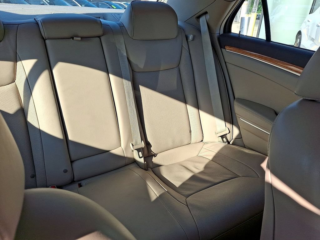 Used 2013 Chrysler 300 C w/ Light Group RWD image 14