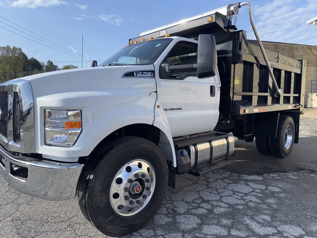 New 2026 Ford F750 2WD Regular Cab Super Duty image 3