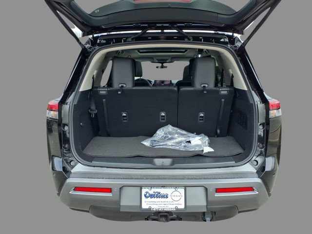 New 2026 Nissan Pathfinder SL image 8