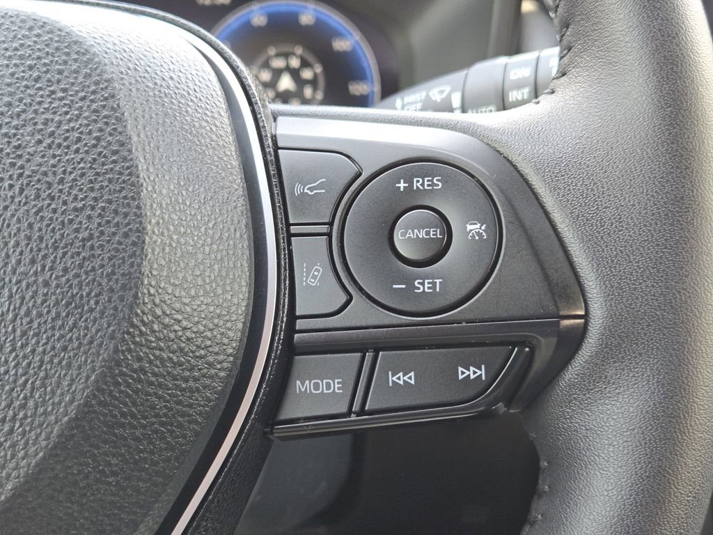 Used 2024 Toyota RAV4 XSE w/ Advanced Technology Package image 31