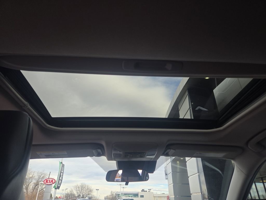 Used 2020 Toyota RAV4 TRD Off-Road image 26