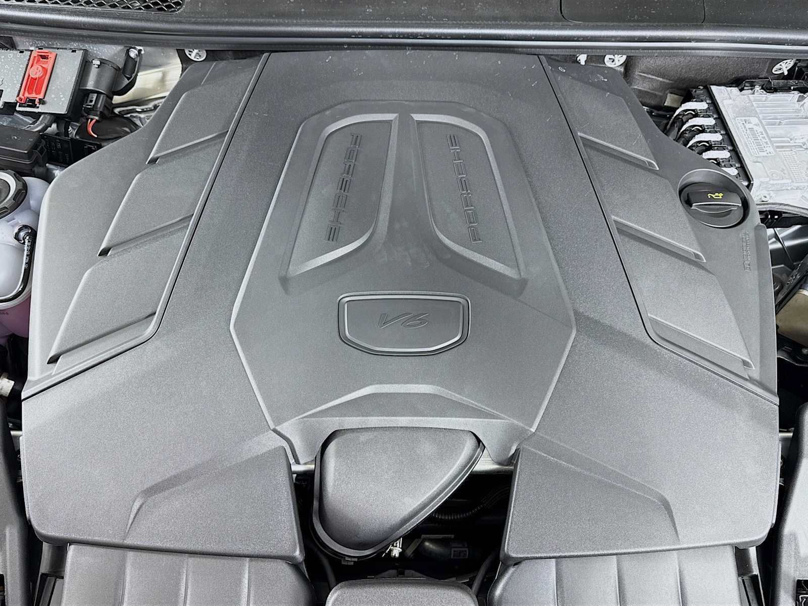 New 2026 Porsche Cayenne Coupe AWD/4WD image 32
