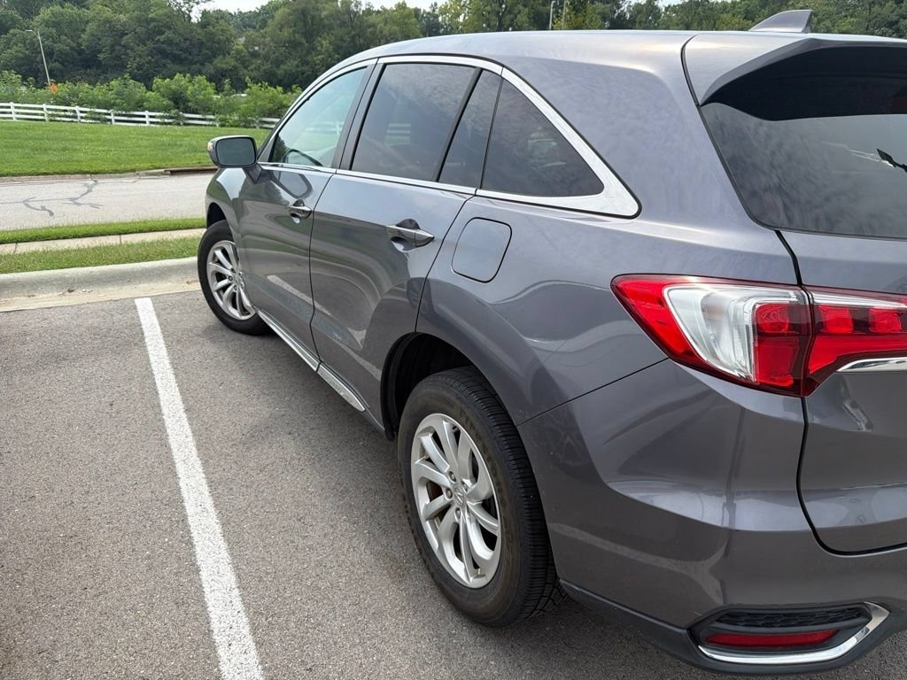 Used 2017 Acura RDX w/ Technology Package AWD/4WD image 11