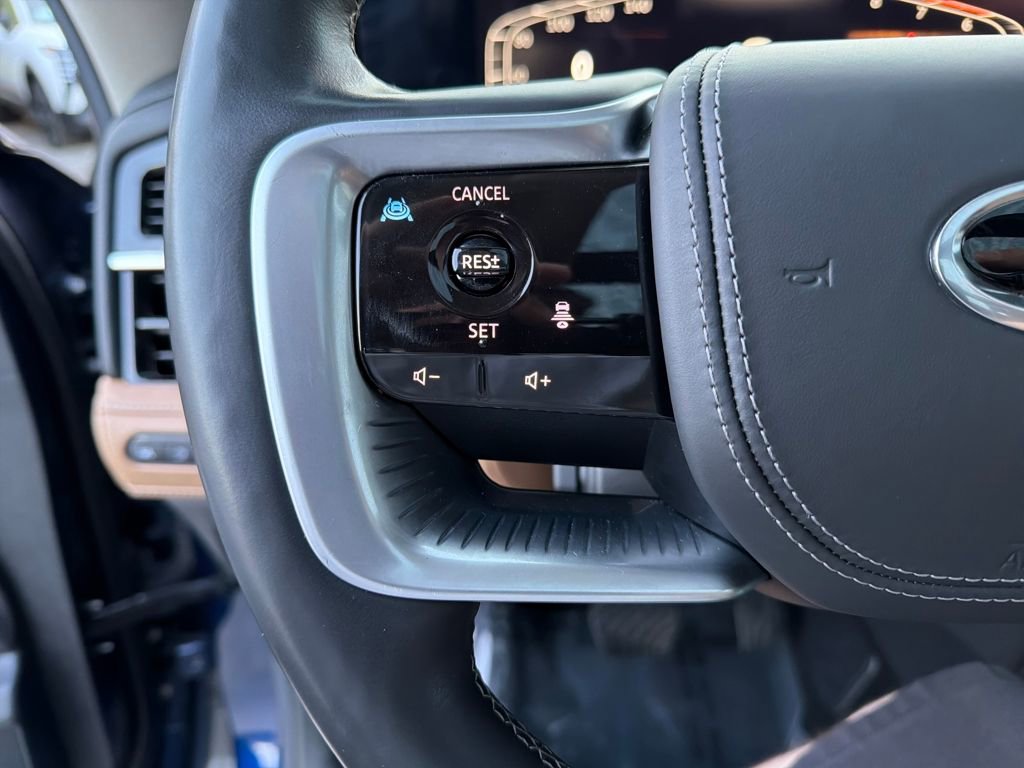 Used 2025 INFINITI QX80 Sensory image 22