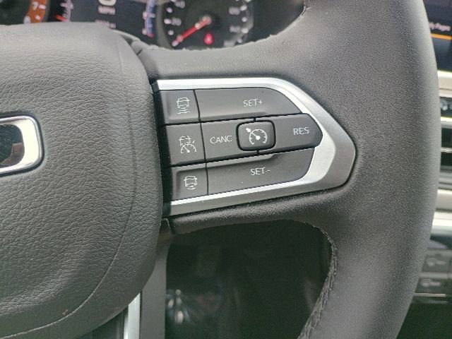 Used 2024 Jeep Compass Limited AWD/4WD image 29