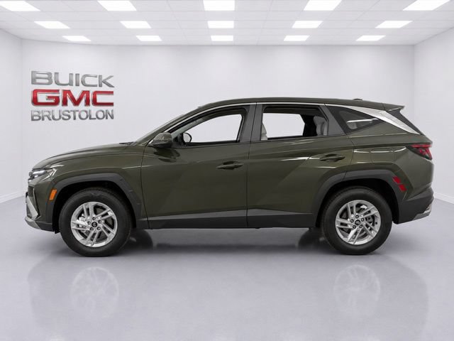 Used 2025 Hyundai Tucson SE AWD/4WD image 6