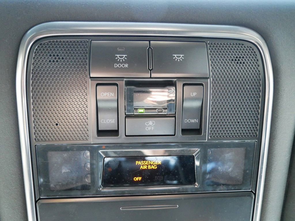 Used 2022 Lexus LX 600 4WD w/ Appearance Package image 26