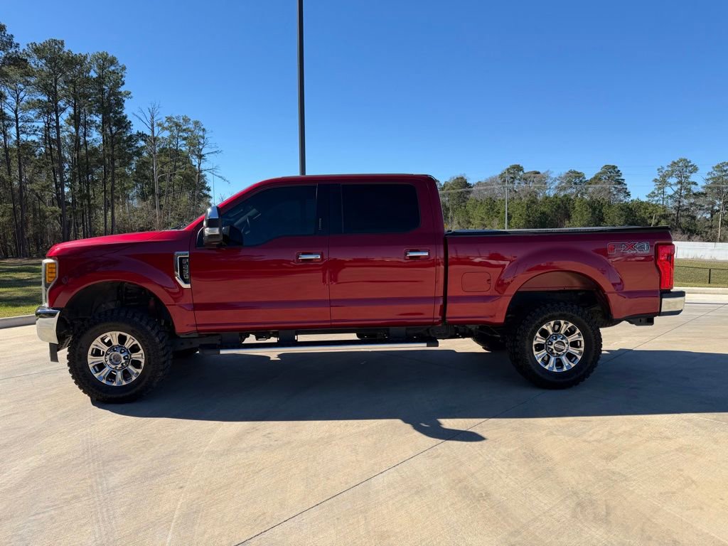 Used 2017 Ford F250 XLT w/ XLT Premium Package image 2