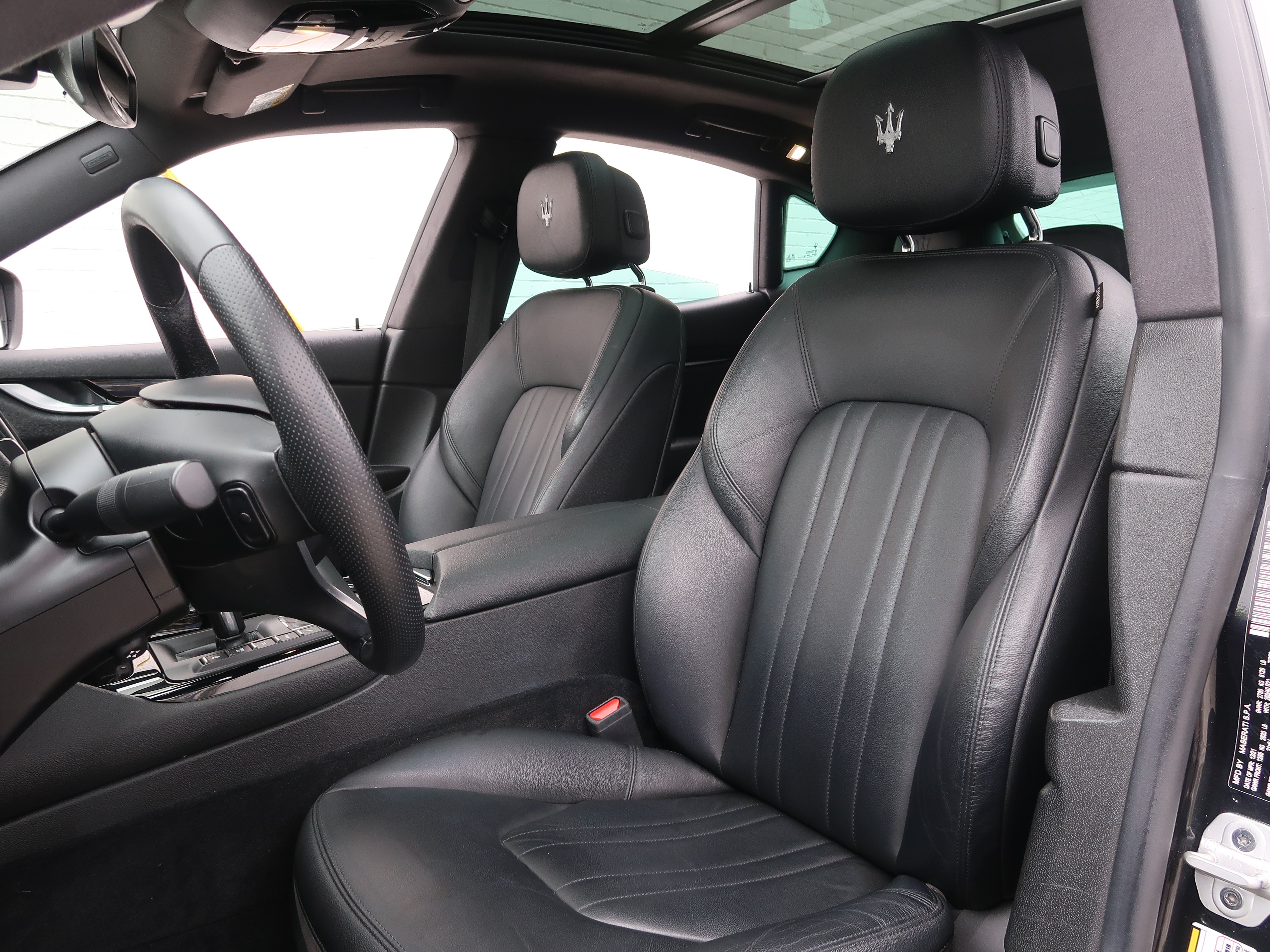 Used 2022 Maserati Levante GT AWD/4WD image 12