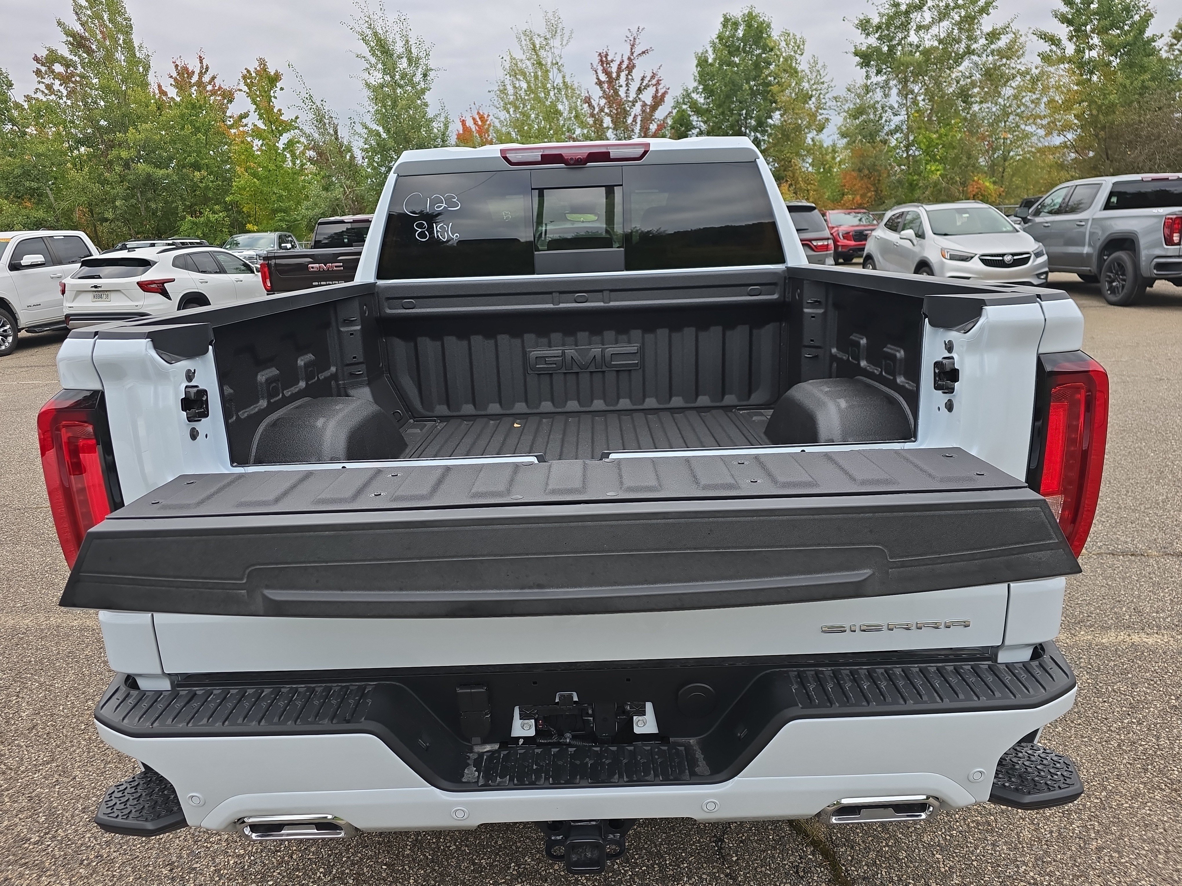 New 2026 GMC Sierra 1500 Denali w/ Technology Package AWD/4WD image 6
