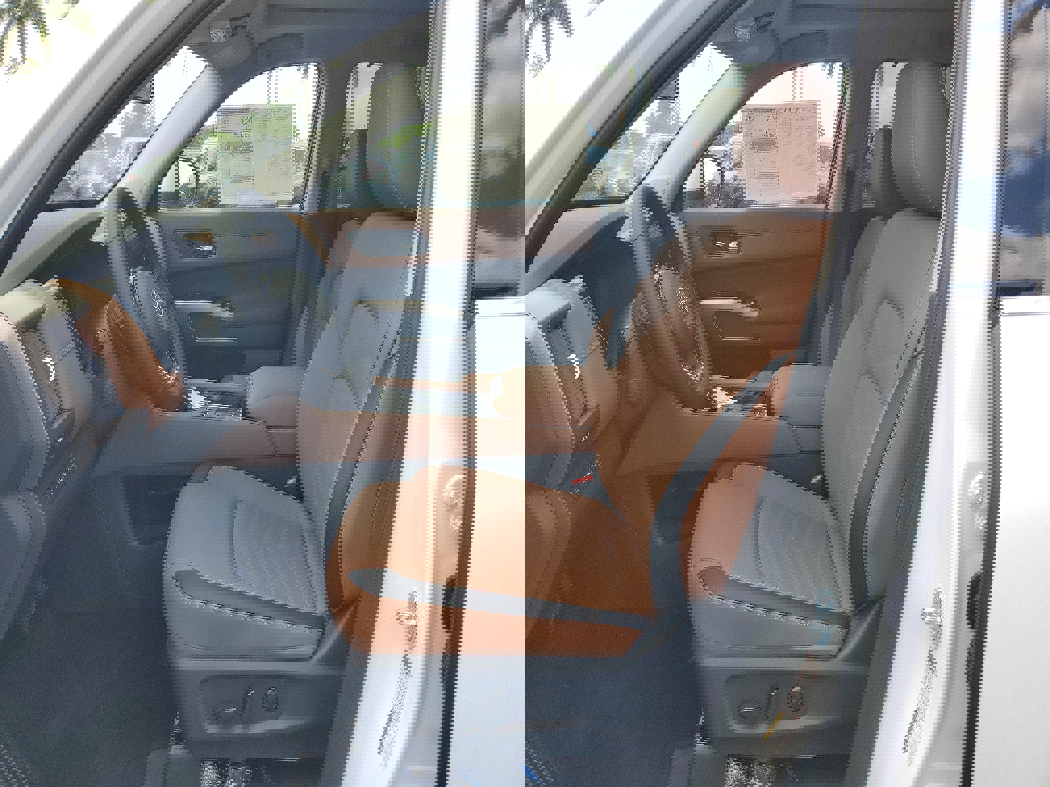 New 2025 Nissan Pathfinder Platinum image 10