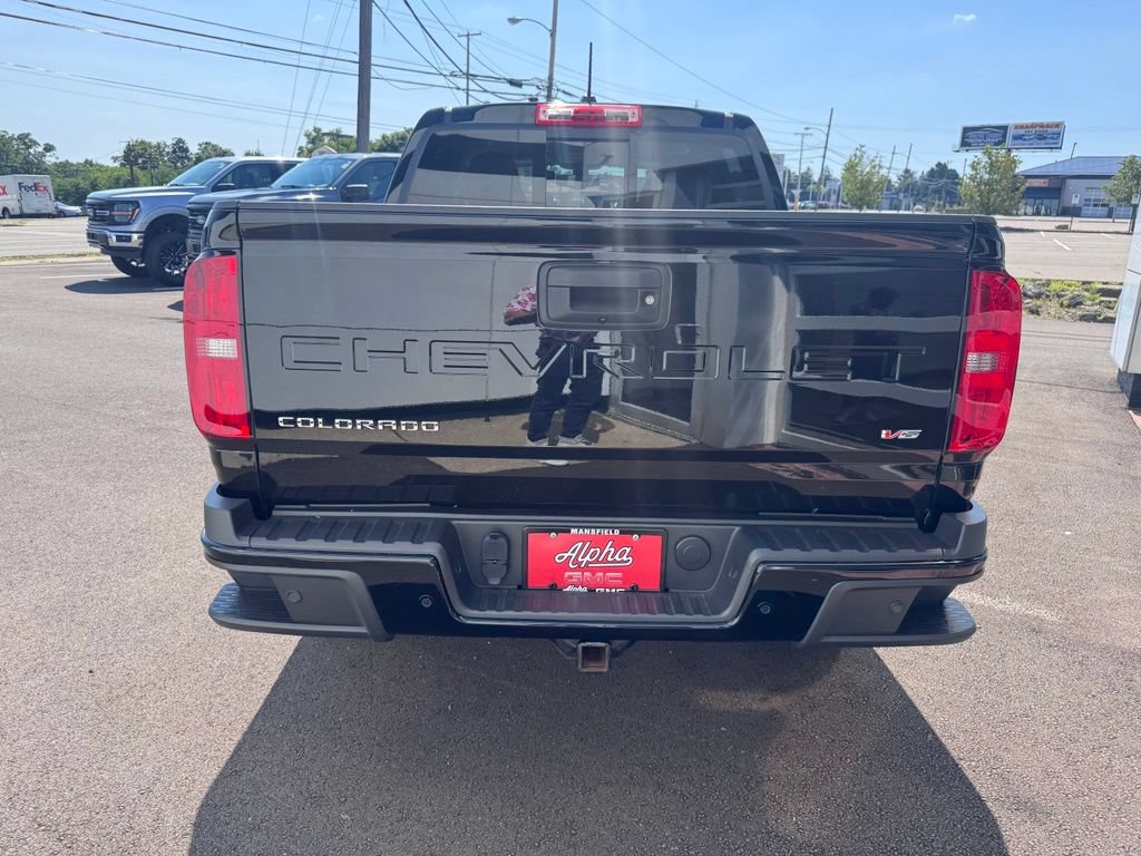 Used 2021 Chevrolet Colorado Z71 w/ Z71 Midnight Edition AWD/4WD image 6