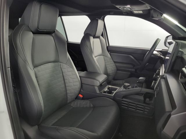 Used 2025 Toyota 4Runner TRD Off-Road Premium image 15