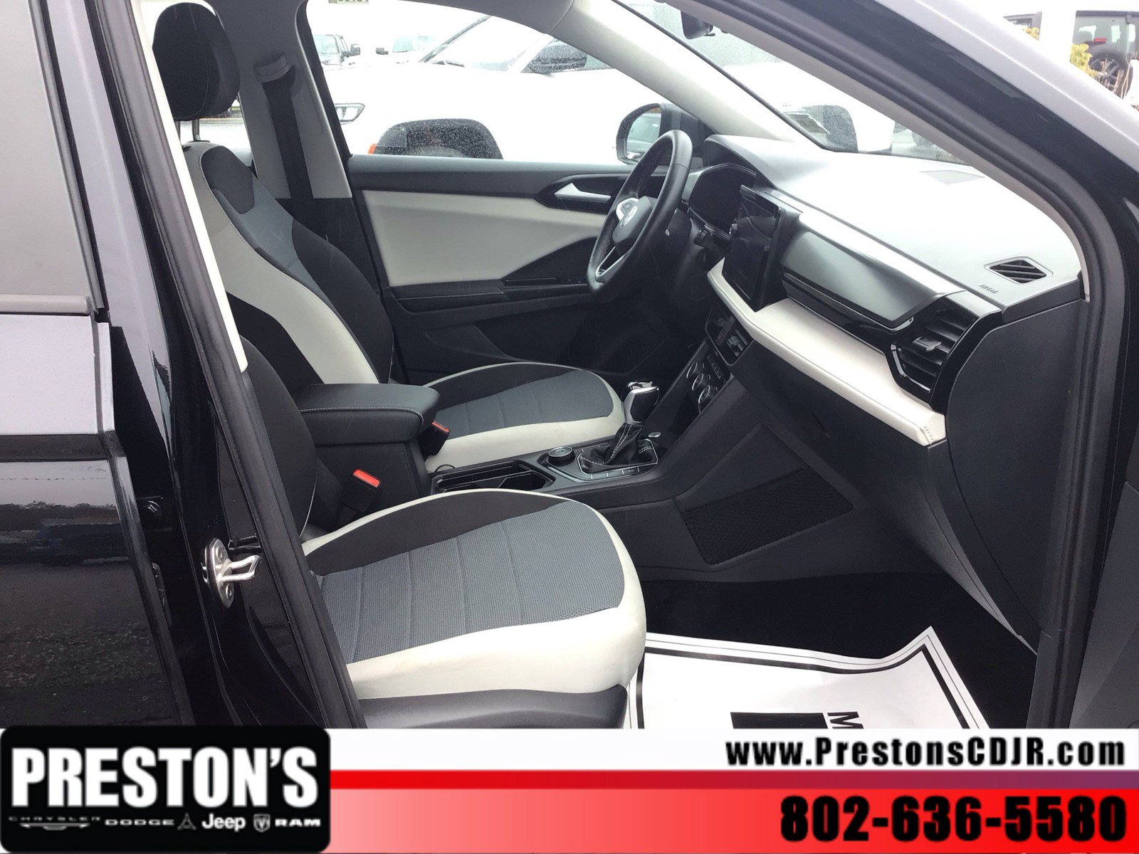Used 2025 Volkswagen Taos S AWD/4WD image 10