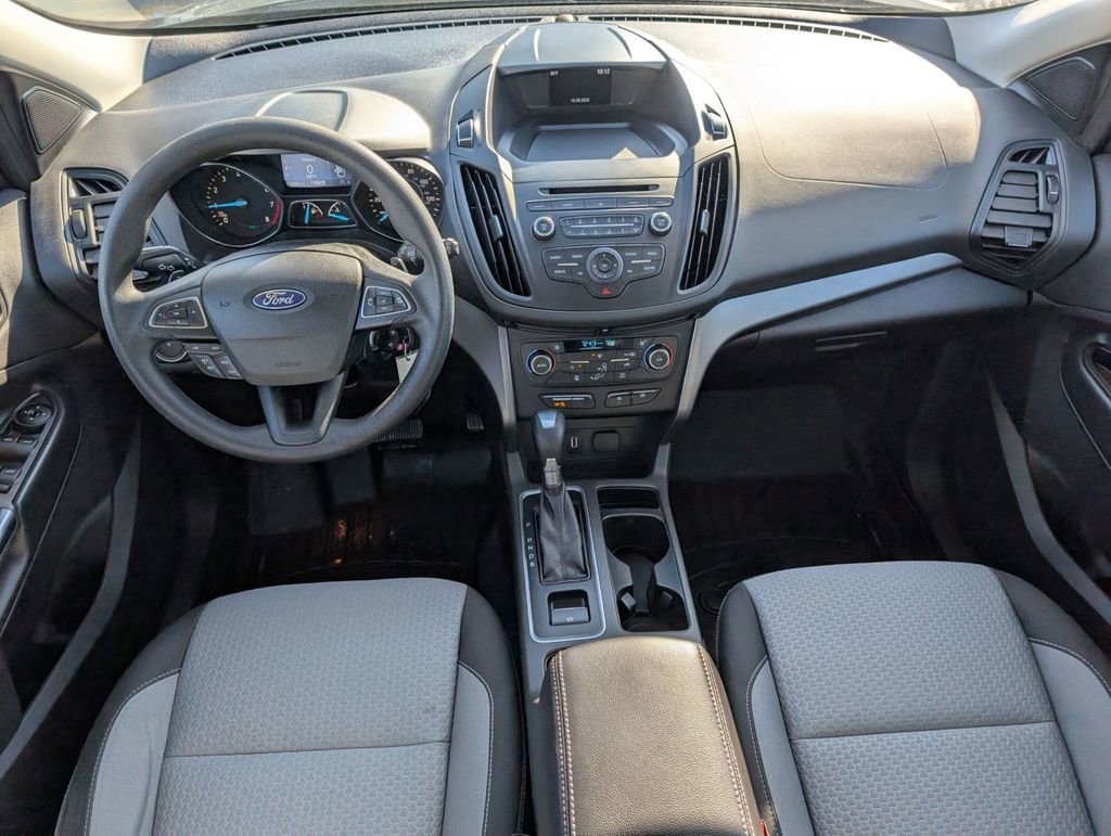 Used 2017 Ford Escape SE image 38