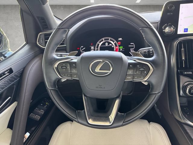 Used 2024 Lexus LX 600 4WD w/ Appearance Package image 27