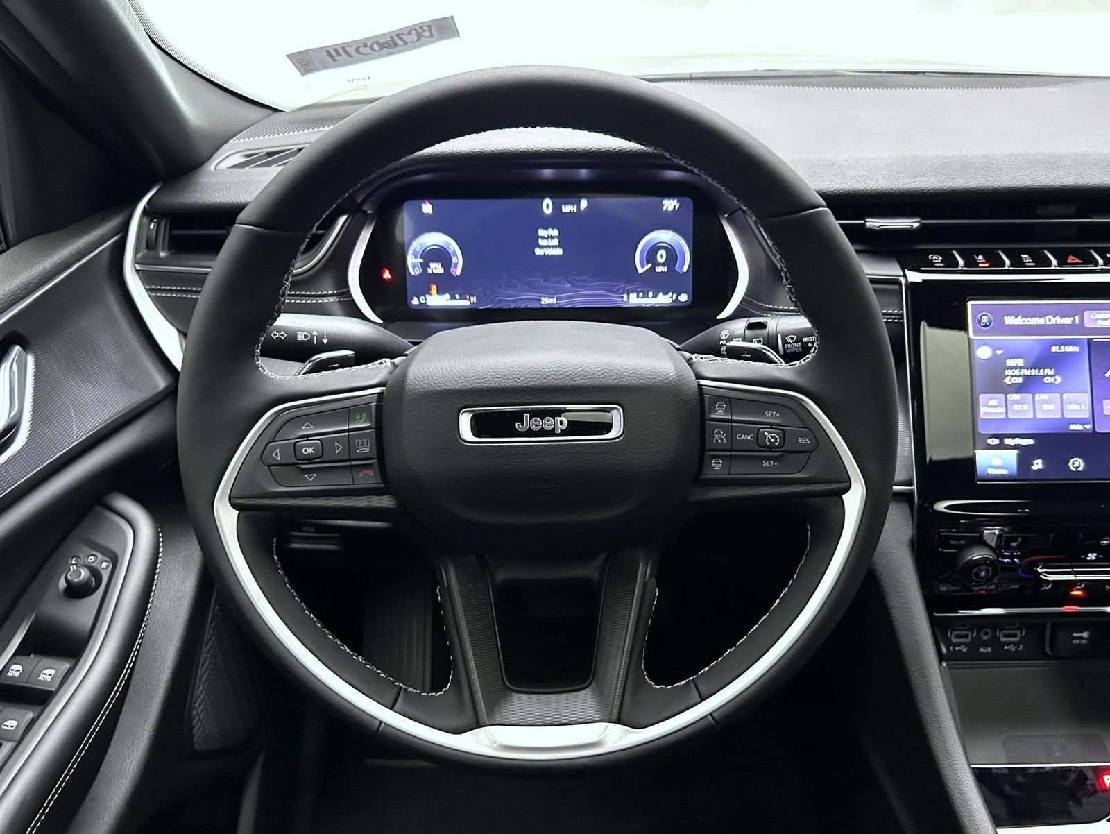 New 2026 Jeep Grand Cherokee Laredo X AWD/4WD image 11