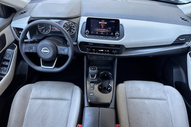 Used 2024 Nissan Rogue SV FWD image 15