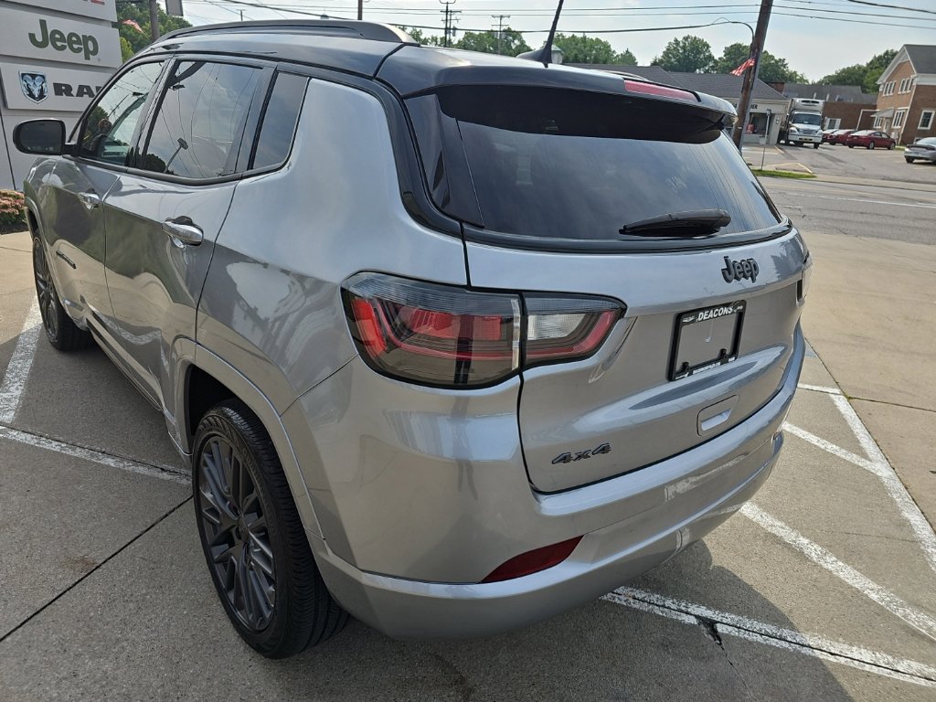 Certified 2022 Jeep Compass High Altitude AWD/4WD image 12