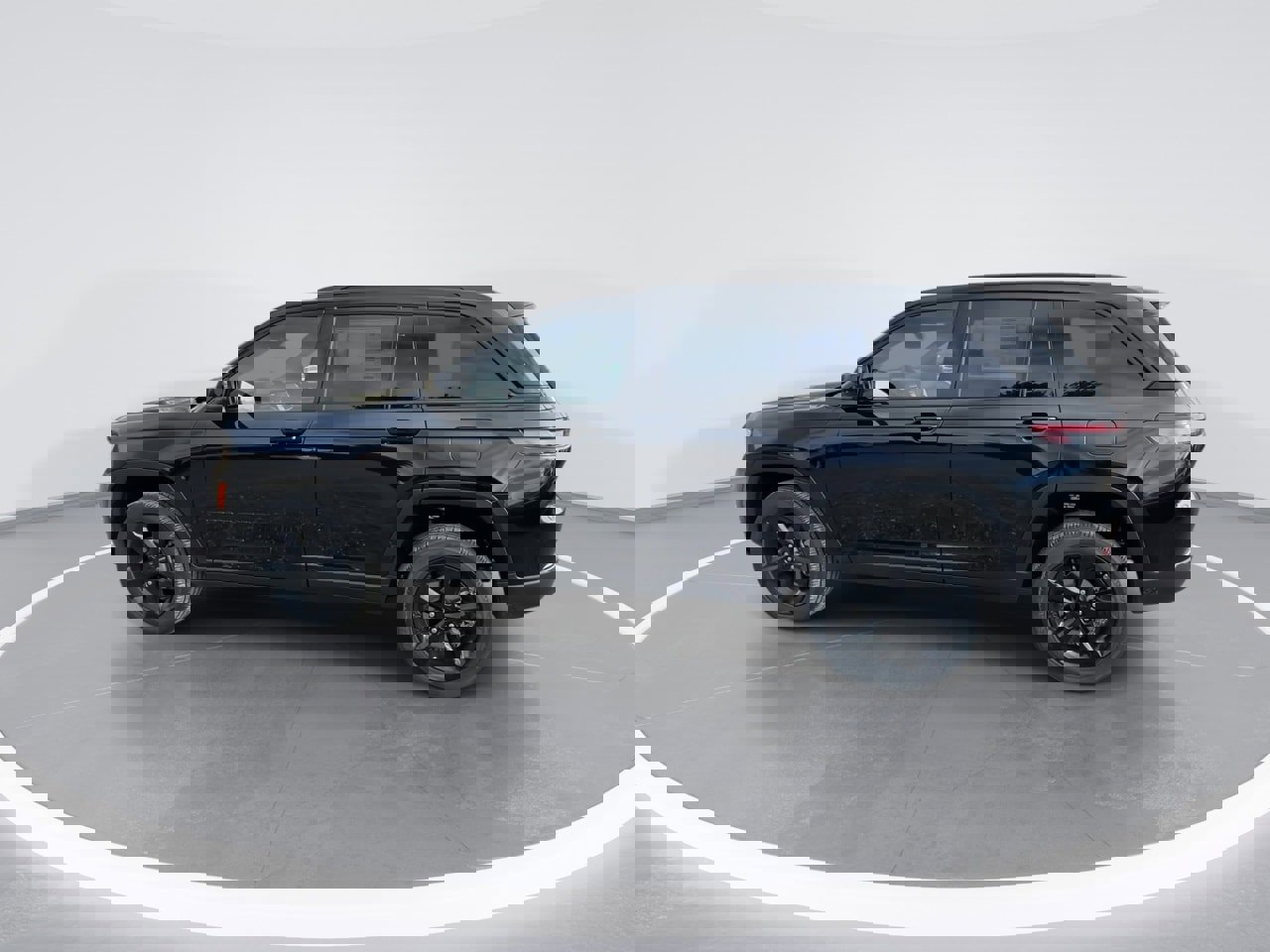 New 2025 Jeep Grand Cherokee Altitude image 5