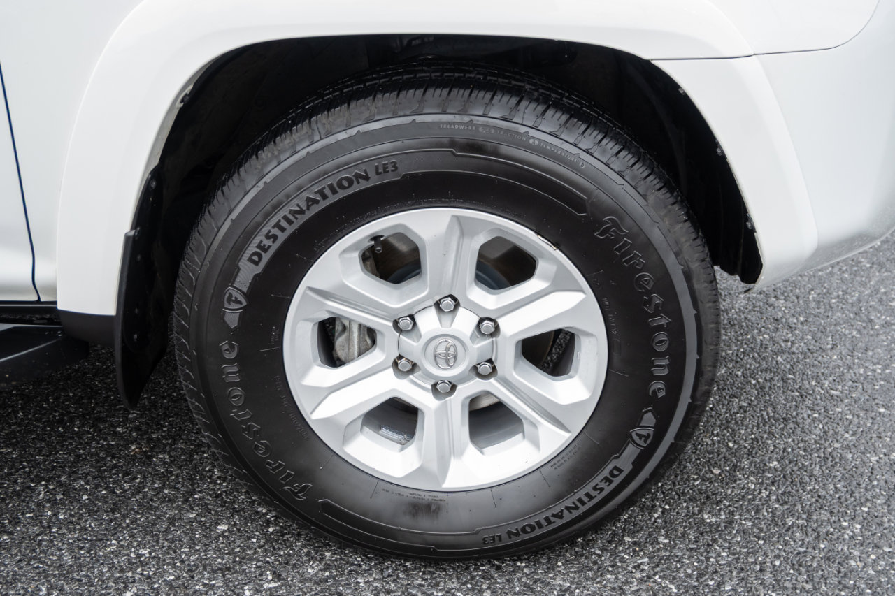 Used 2022 Toyota 4Runner SR5 Premium image 36