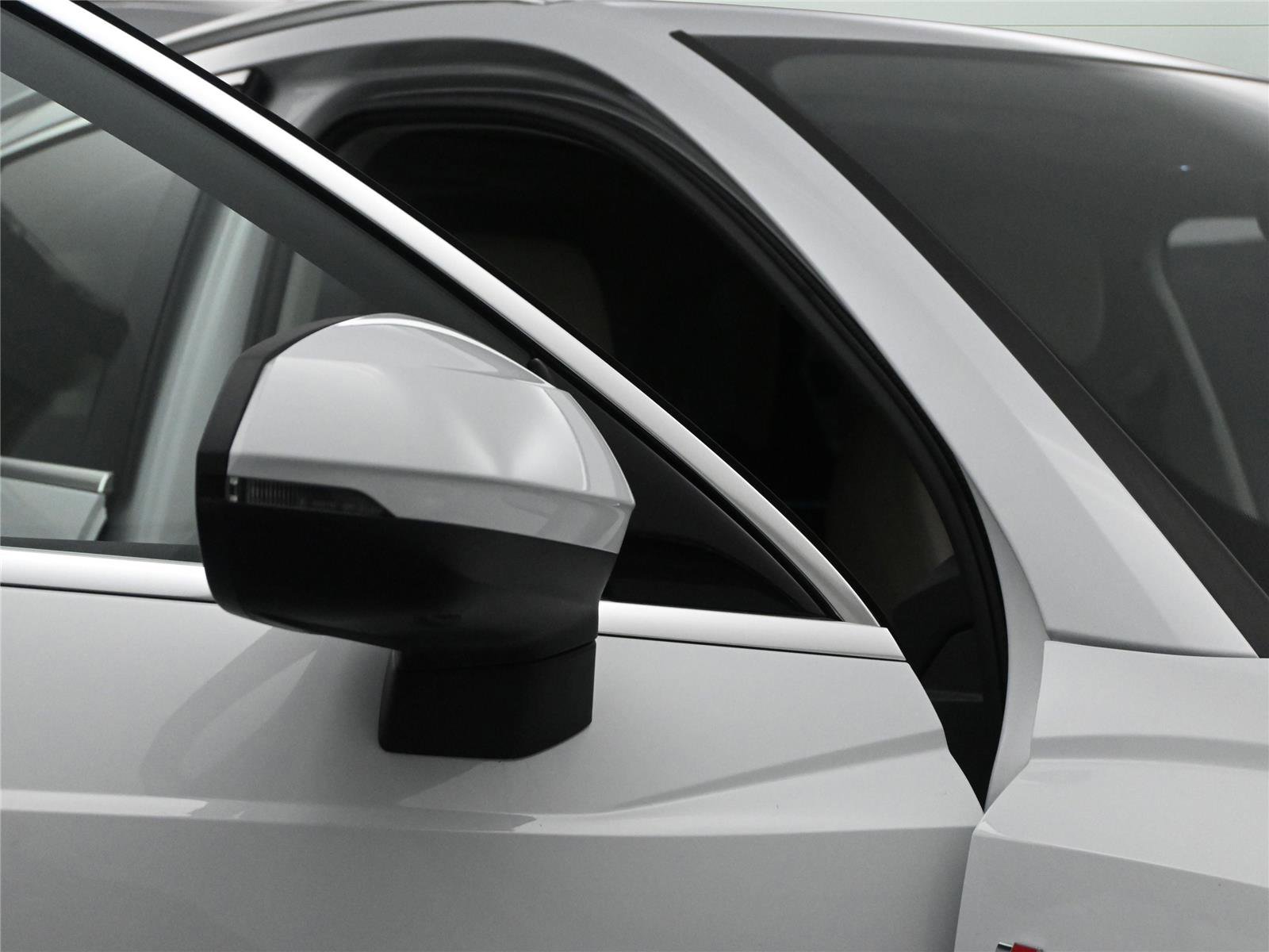 Used 2022 Audi Q3 2.0T Premium Plus w/ Premium Plus Package image 17