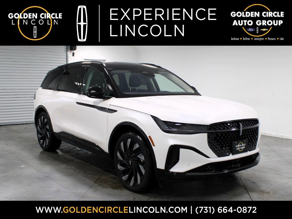 New 2026 Lincoln Nautilus Reserve w/ Jet Appearance Package AWD/4WD image 1