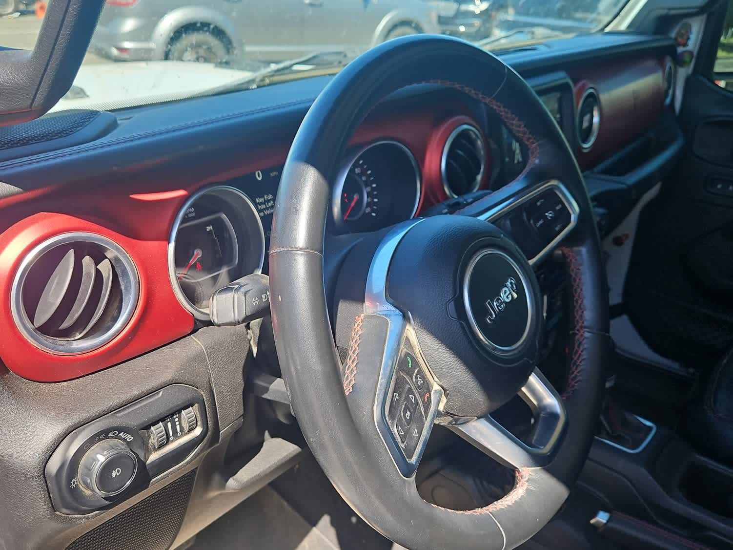 Used 2018 Jeep Wrangler Unlimited Rubicon image 2