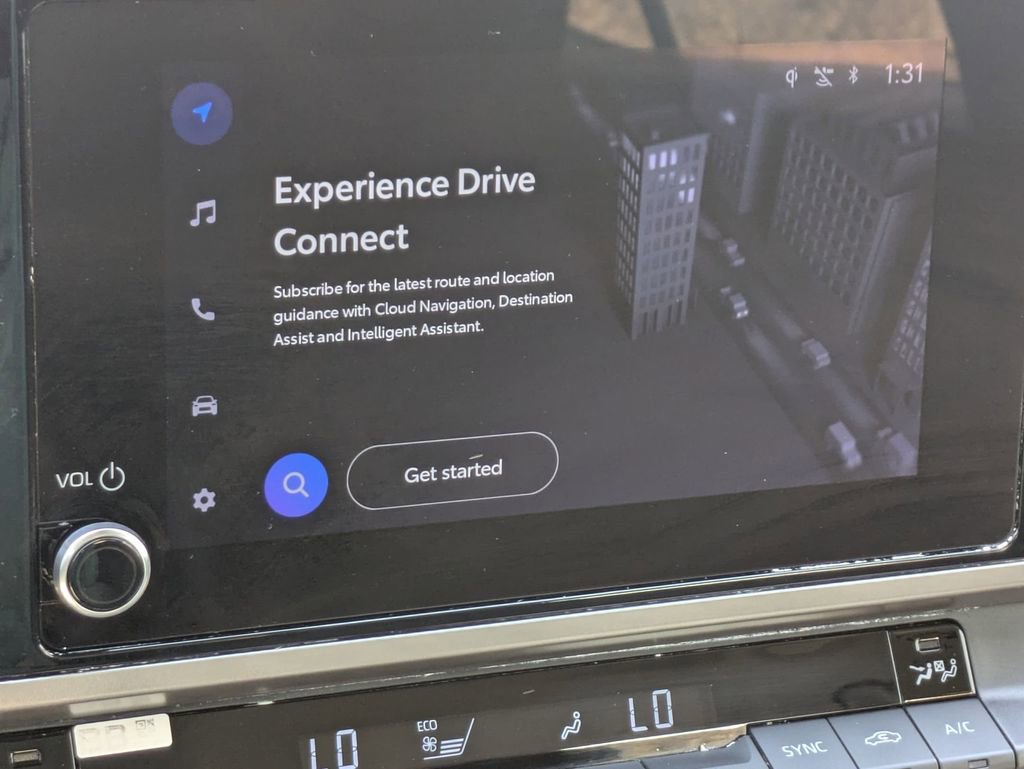 Used 2025 Toyota Camry LE image 17