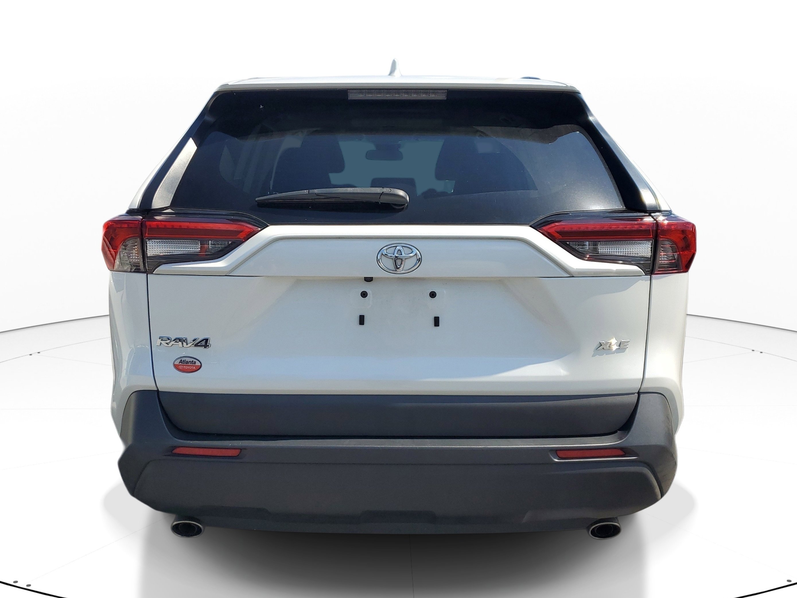 Used 2023 Toyota RAV4 XLE Premium FWD image 5