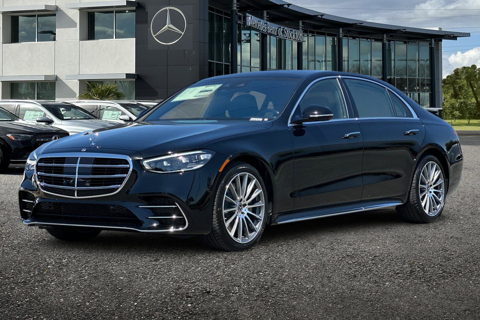 New 2025 Mercedes-Benz S 580 4MATIC Sedan image 8