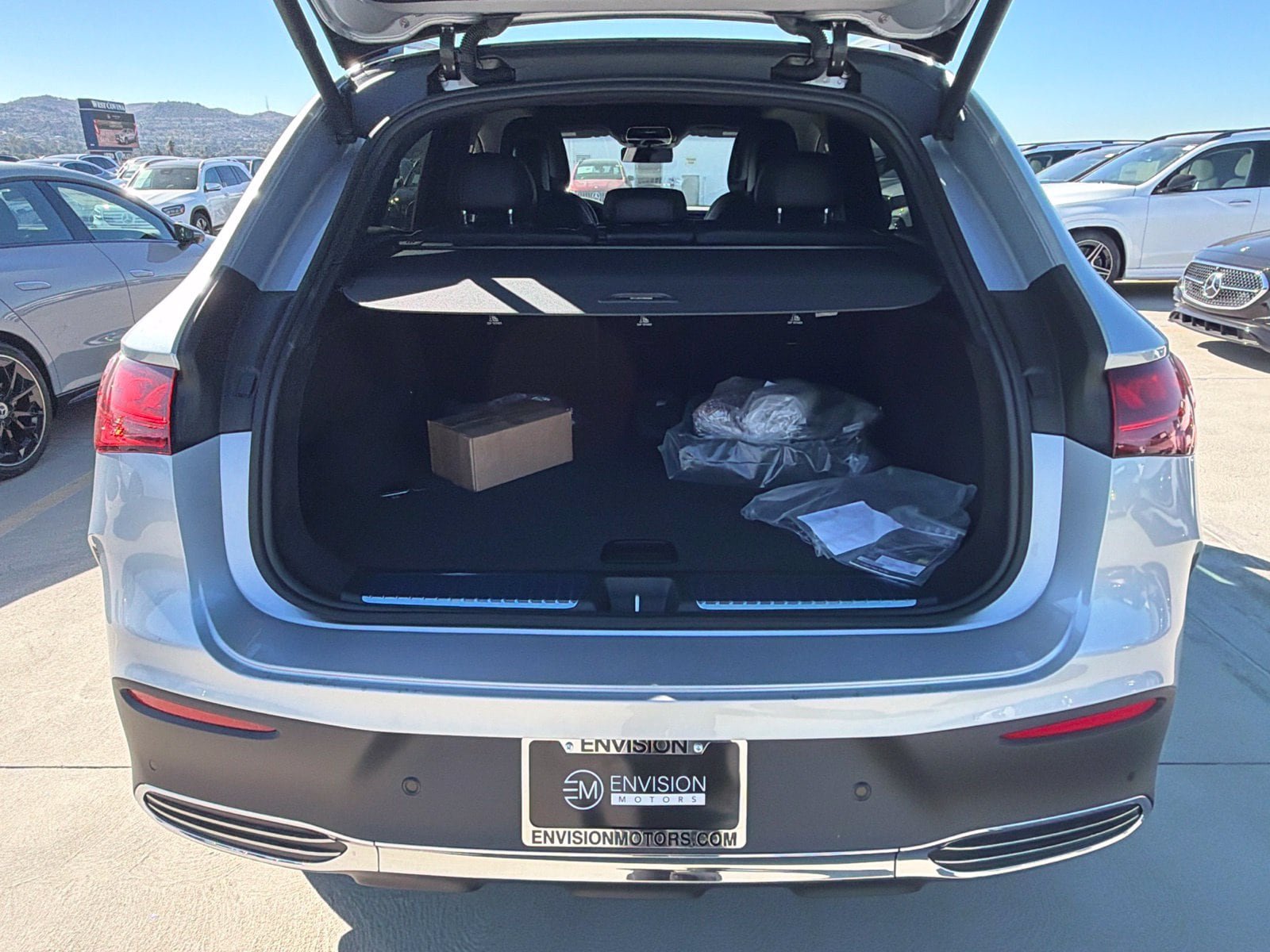 New 2027 Mercedes-Benz EQE 320 4MATIC SUV image 13