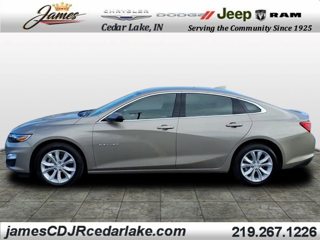Used 2025 Chevrolet Malibu LT image 2