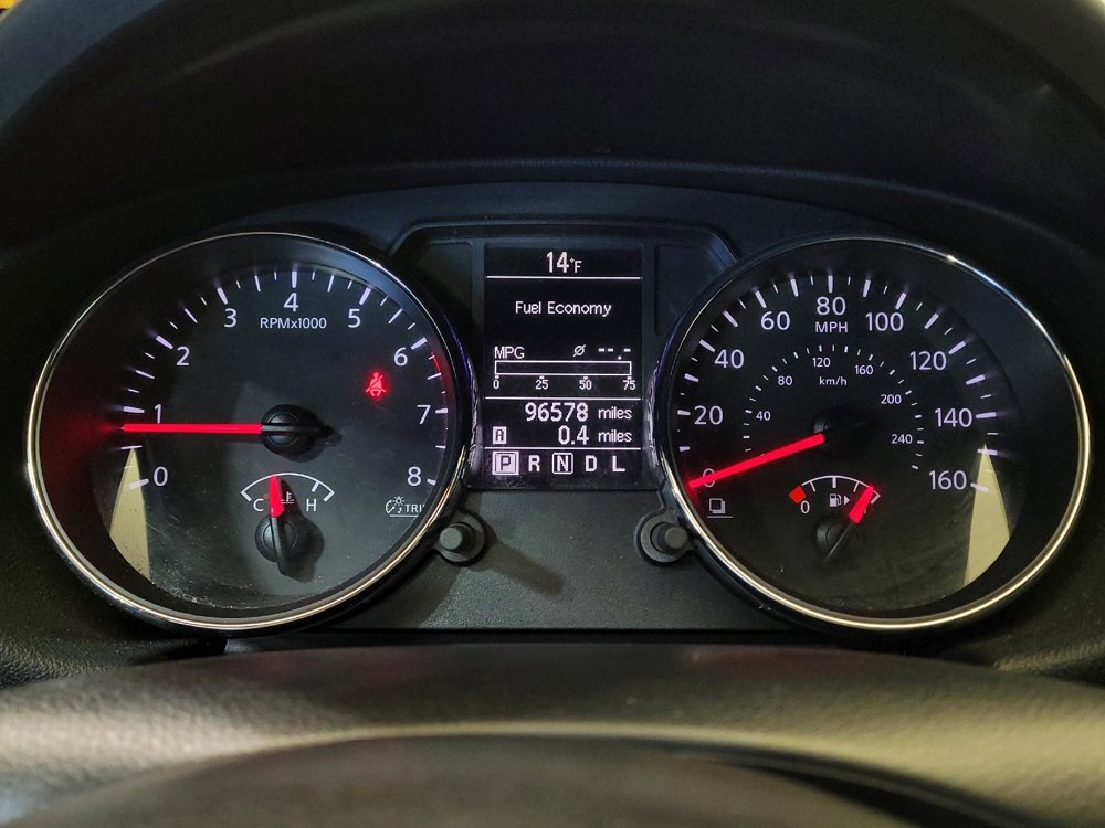Used 2013 Nissan Rogue SV image 23