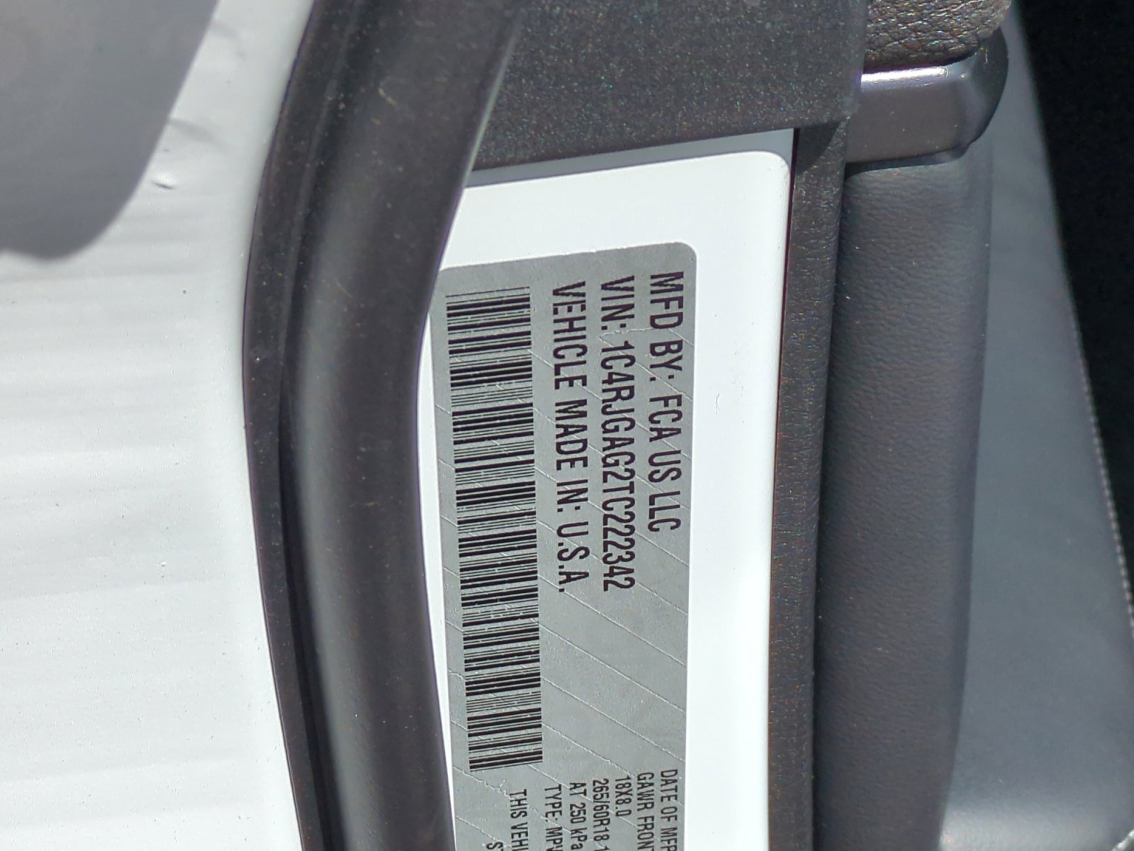 New 2026 Jeep Grand Cherokee Laredo image 25