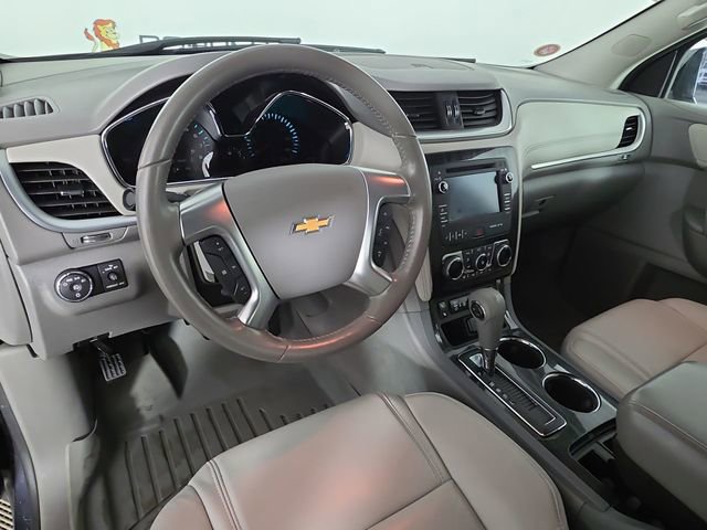 Used 2017 Chevrolet Traverse LT image 20
