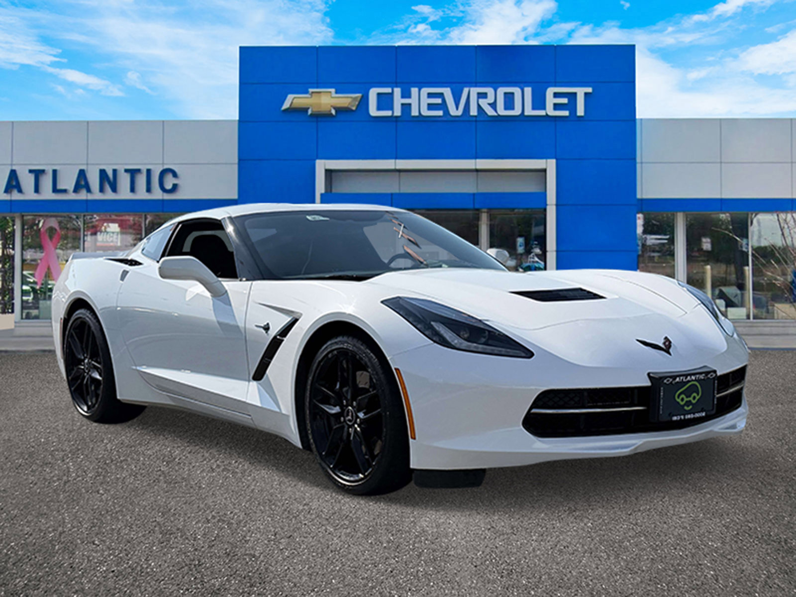Used 2015 Chevrolet Corvette Stingray Coupe w/ 3LT Preferred Equipment Group RWD image 2