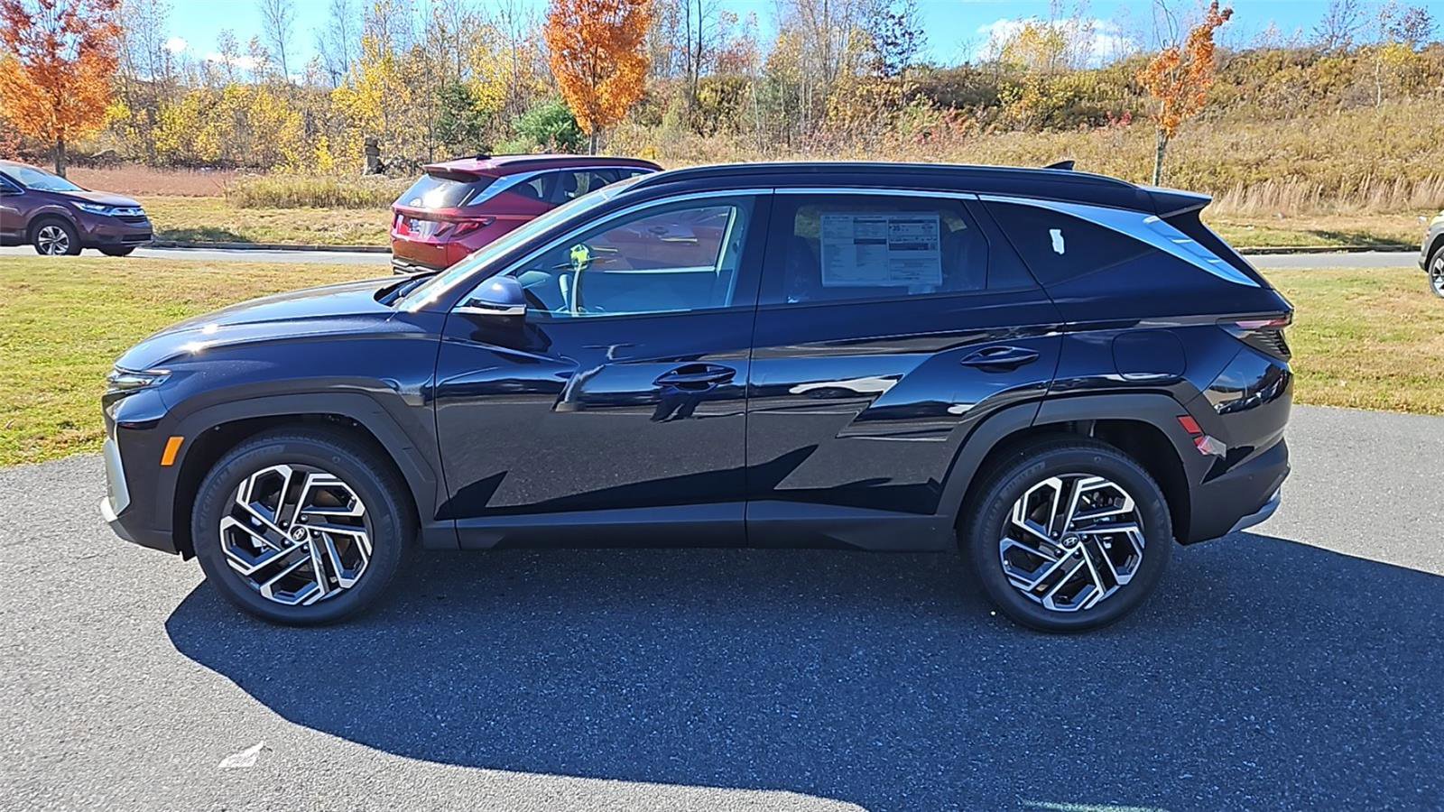 New 2025 Hyundai Tucson Limited image 4