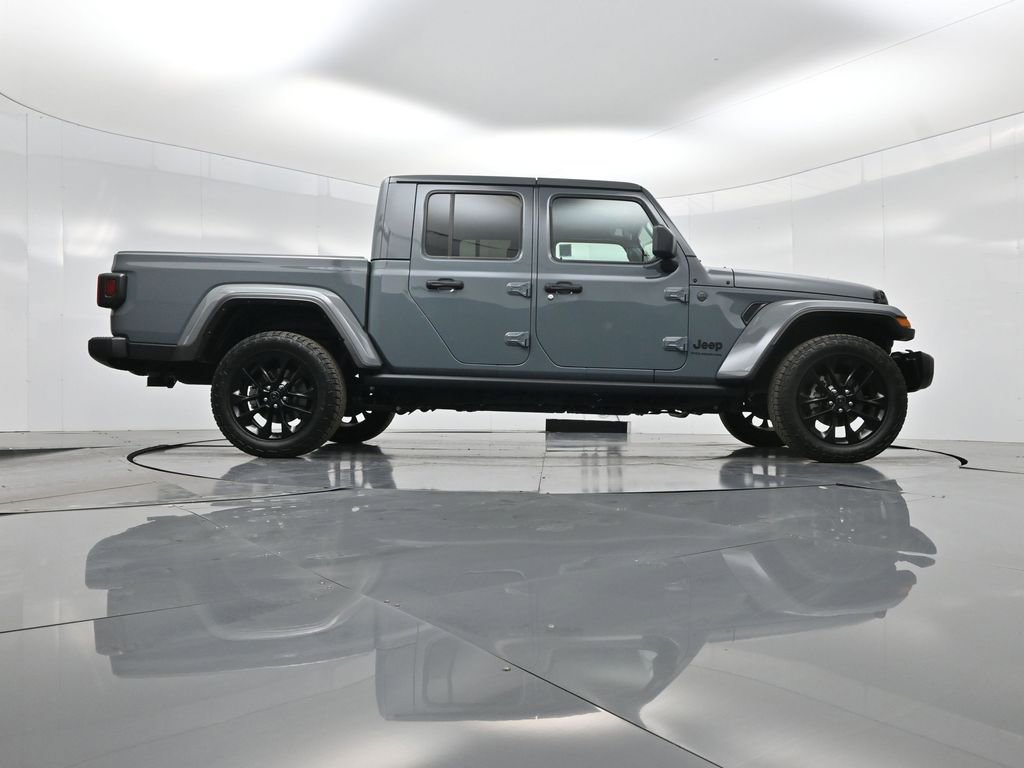 Used 2024 Jeep Gladiator Sport image 45