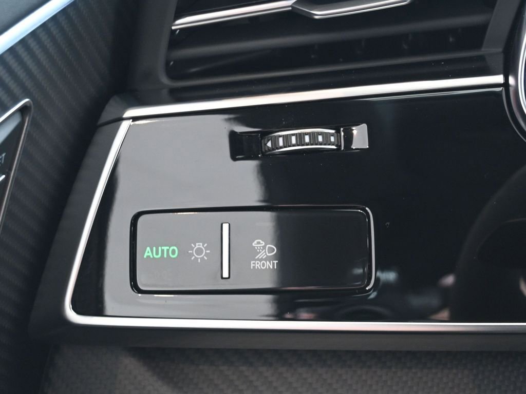 New 2026 Audi RS Q8 performance image 26