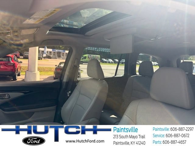 Used 2019 Honda Pilot Touring image 10