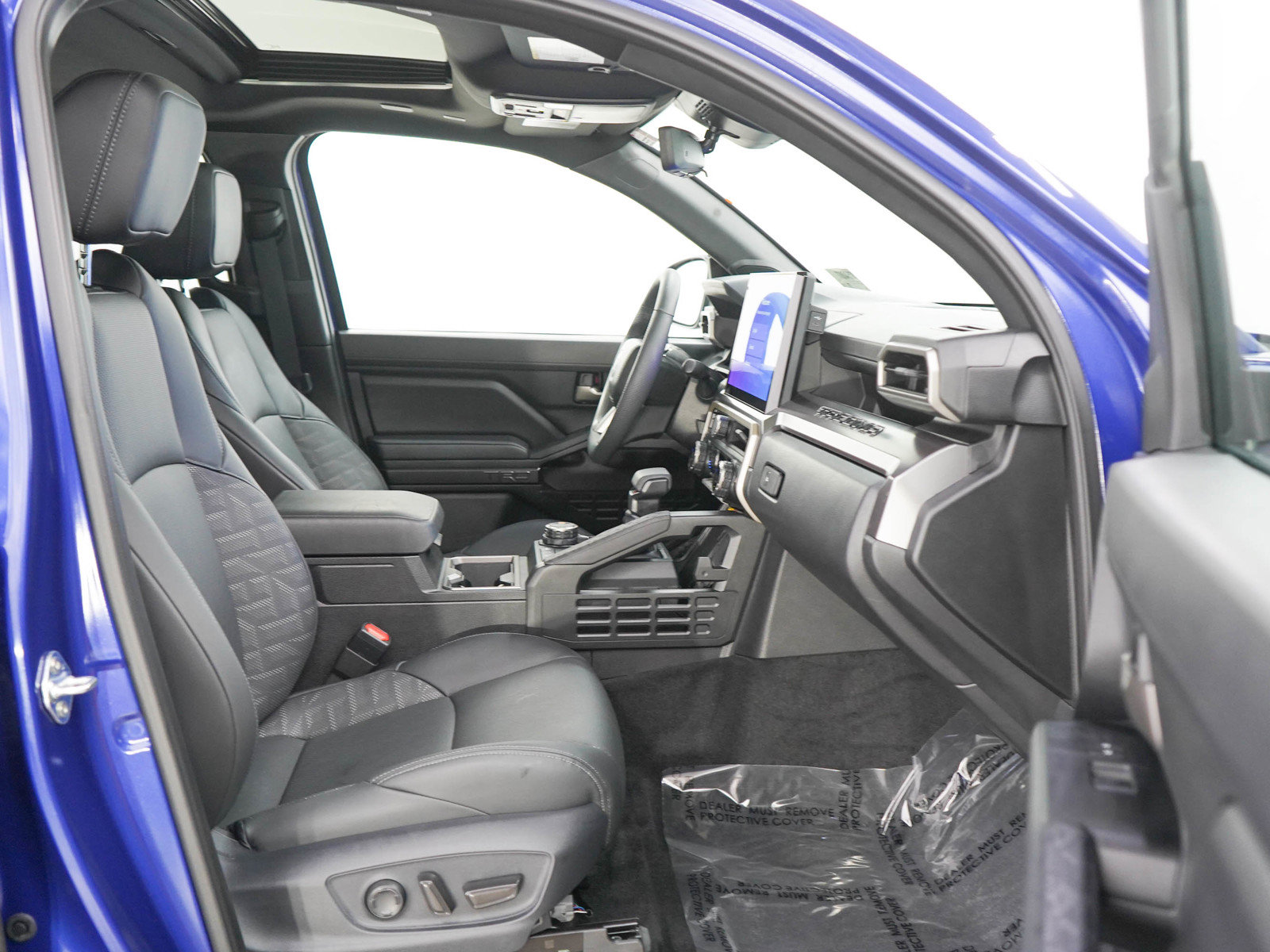 Used 2025 Toyota Tacoma TRD Off-Road w/ TRD Off Road Premium Package AWD/4WD image 11