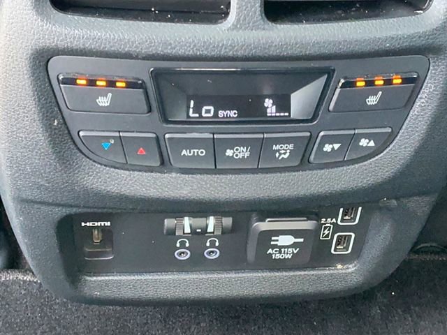 Used 2022 Honda Pilot Touring image 15