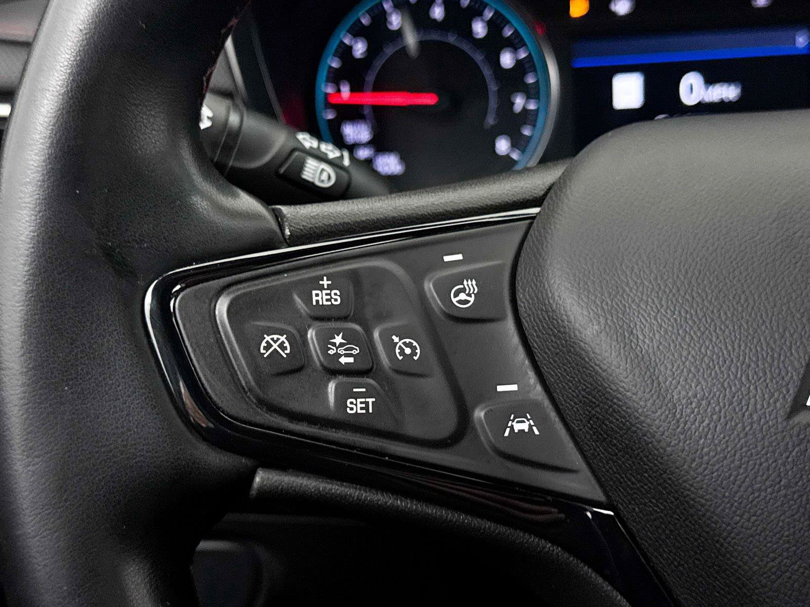 Used 2024 Chevrolet Equinox RS FWD image 31