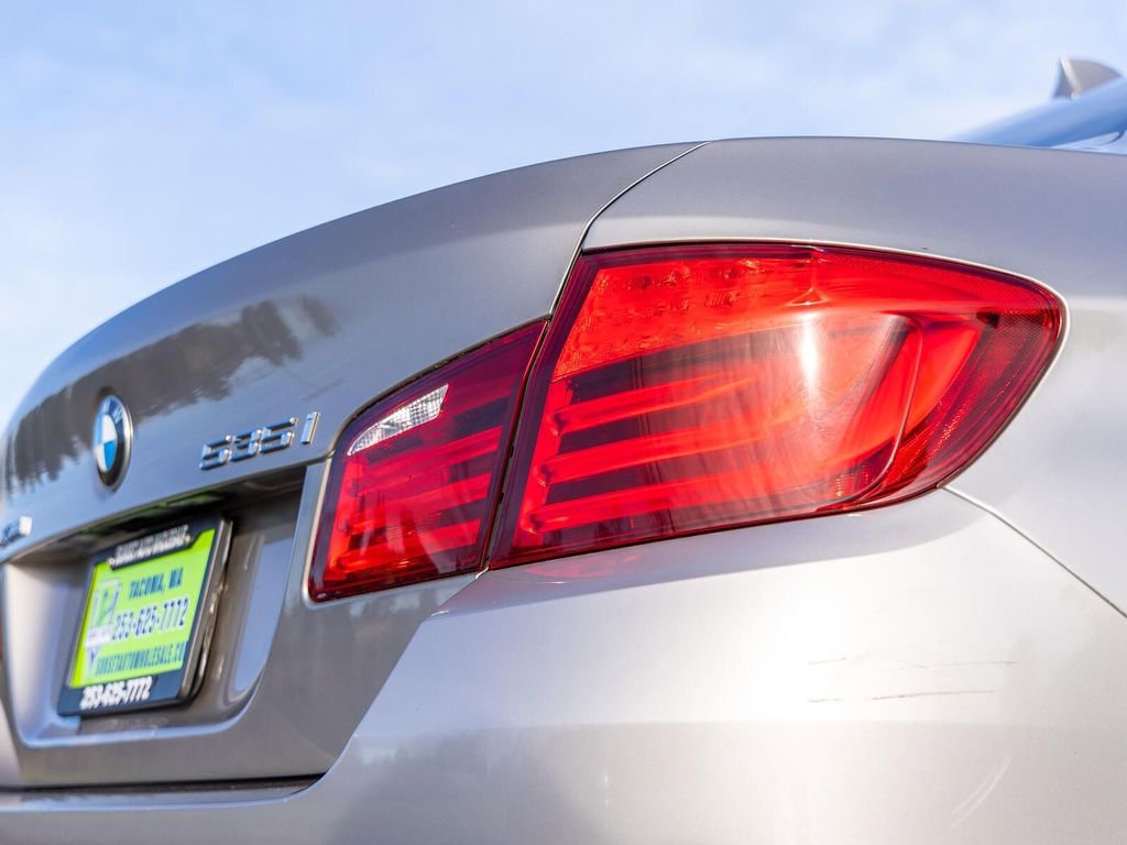 Used 2013 BMW 535i xDrive Sedan image 15