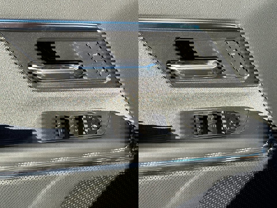 Used 2026 GMC Sierra EV Elevation image 25