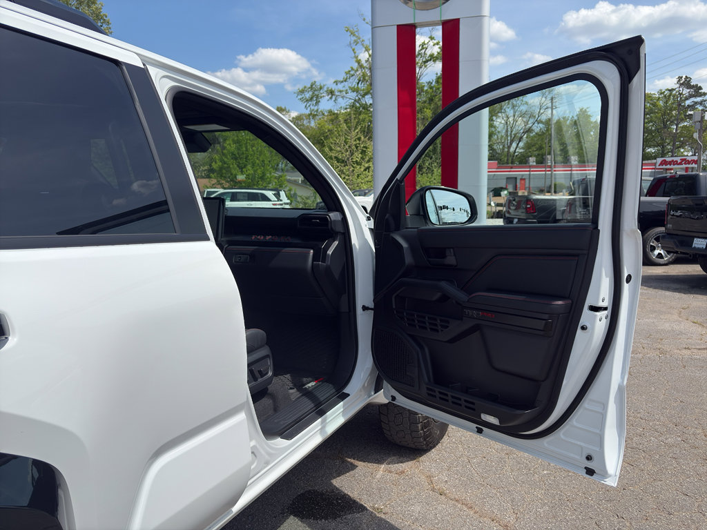 Used 2025 Toyota 4Runner TRD Pro AWD/4WD image 19
