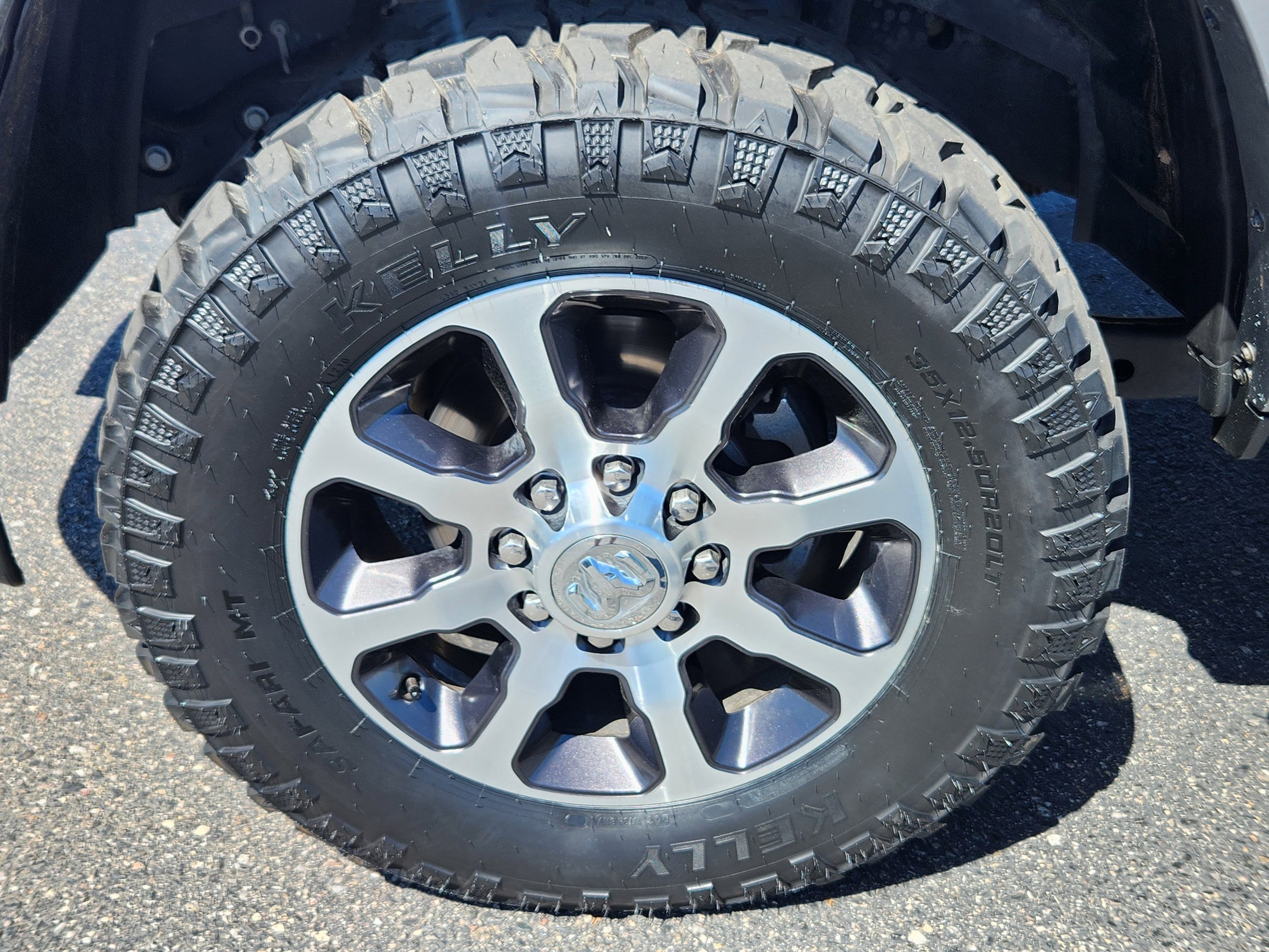 Used 2022 RAM 2500 Limited AWD/4WD image 27