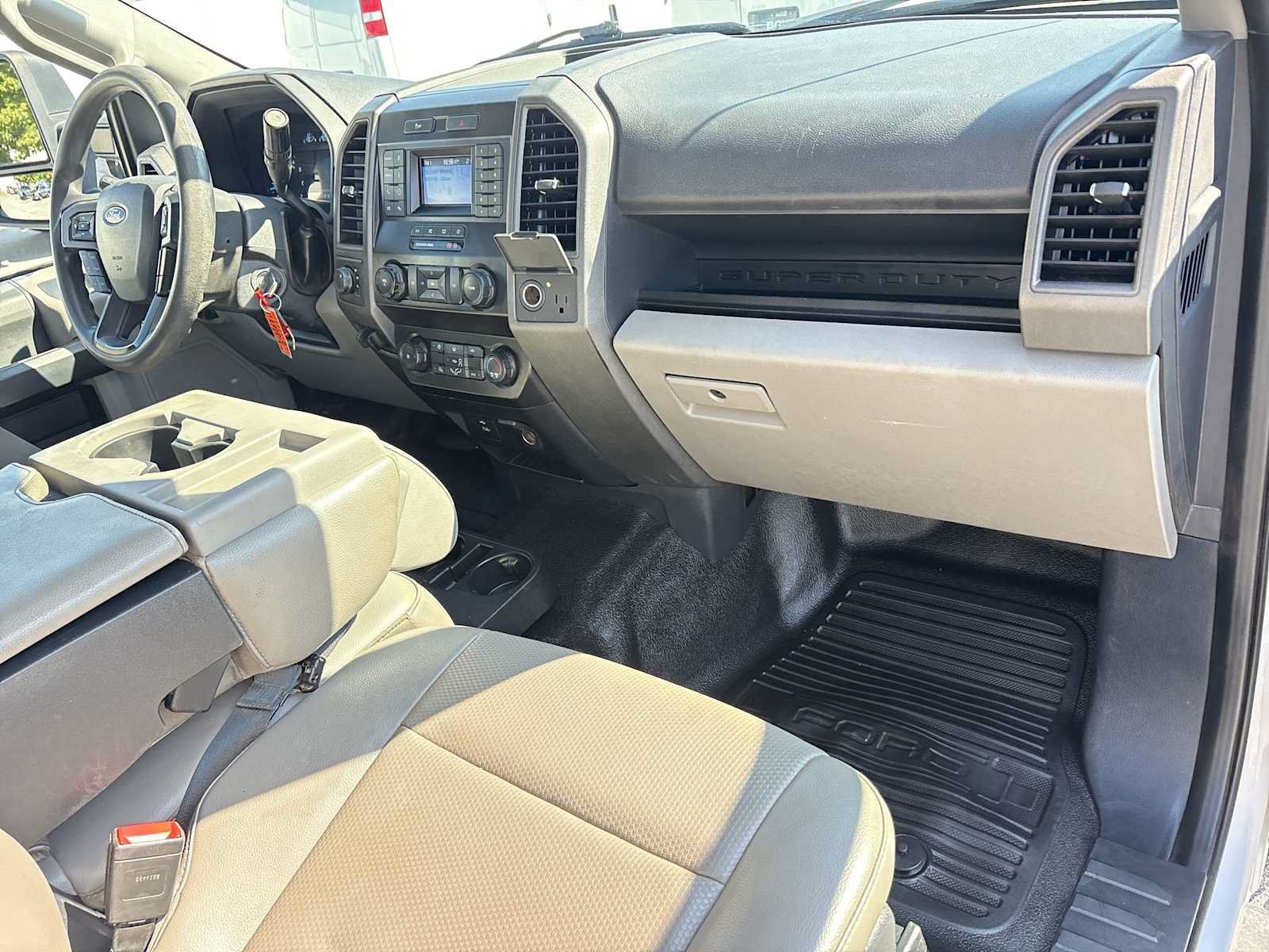 Used 2022 Ford F250 XL w/ Power Equipment Group AWD/4WD image 25